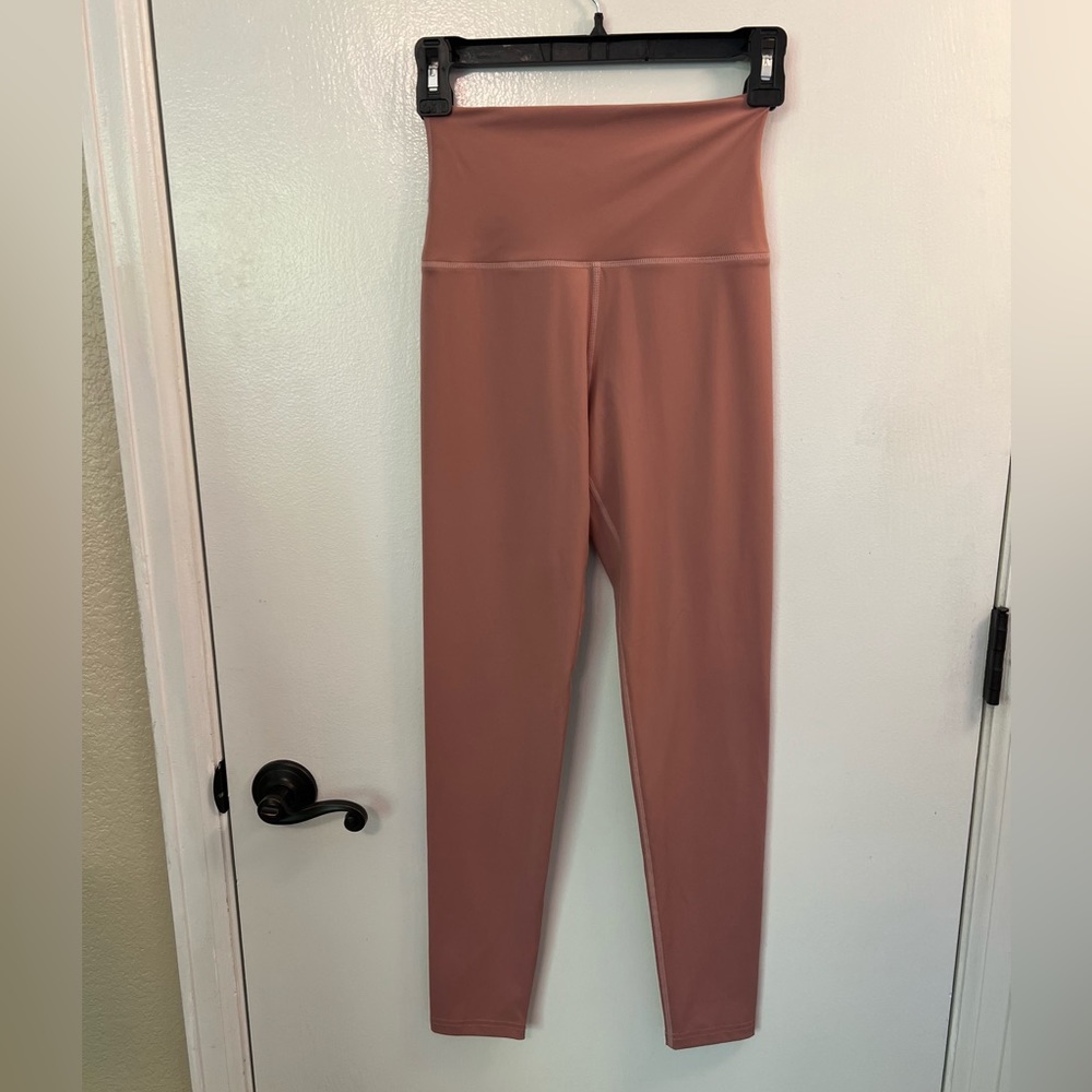 NWOT LIFETIME FITNESS Pink High Rise Athletic Leggings | small